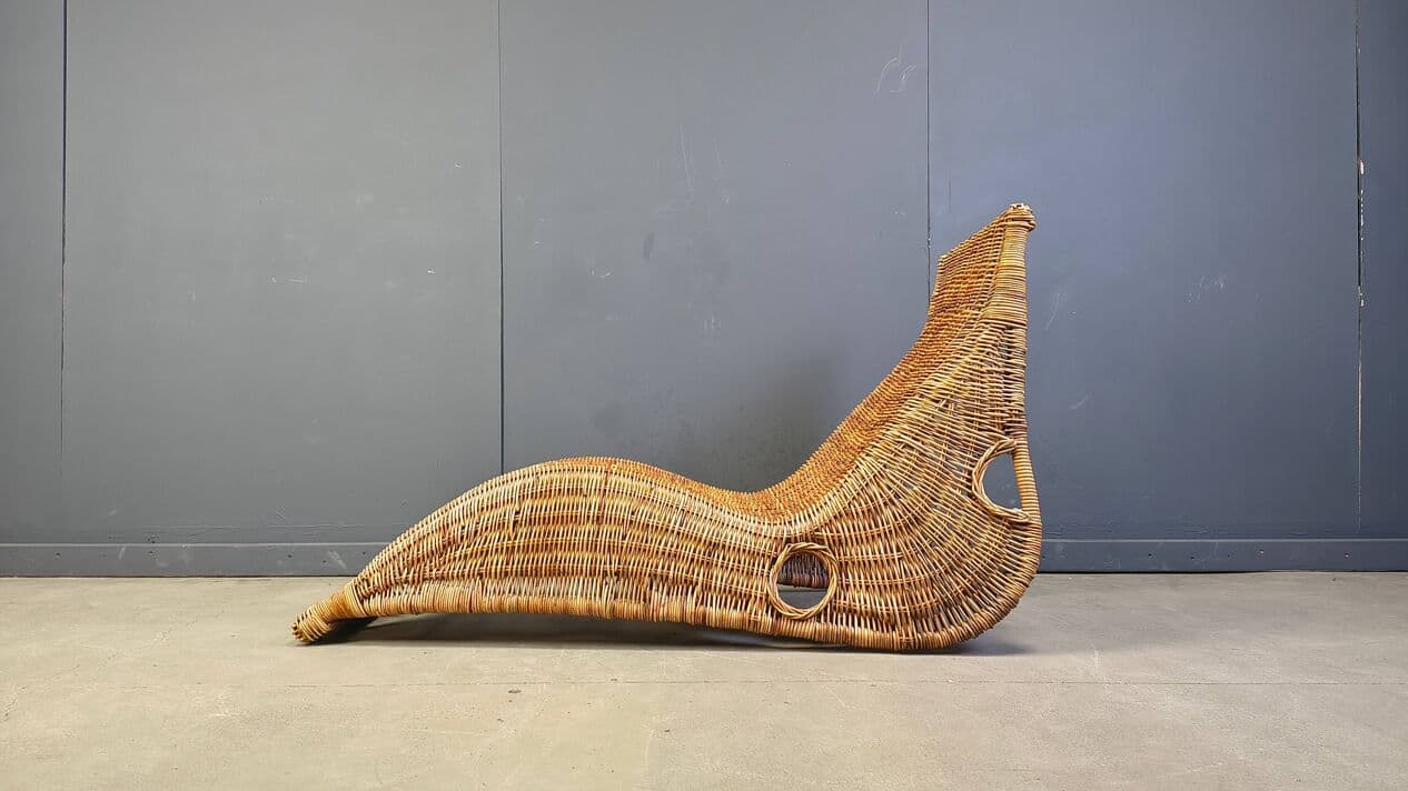 Chaise longue, beige rattan and wicker, France, 1970s - 330788