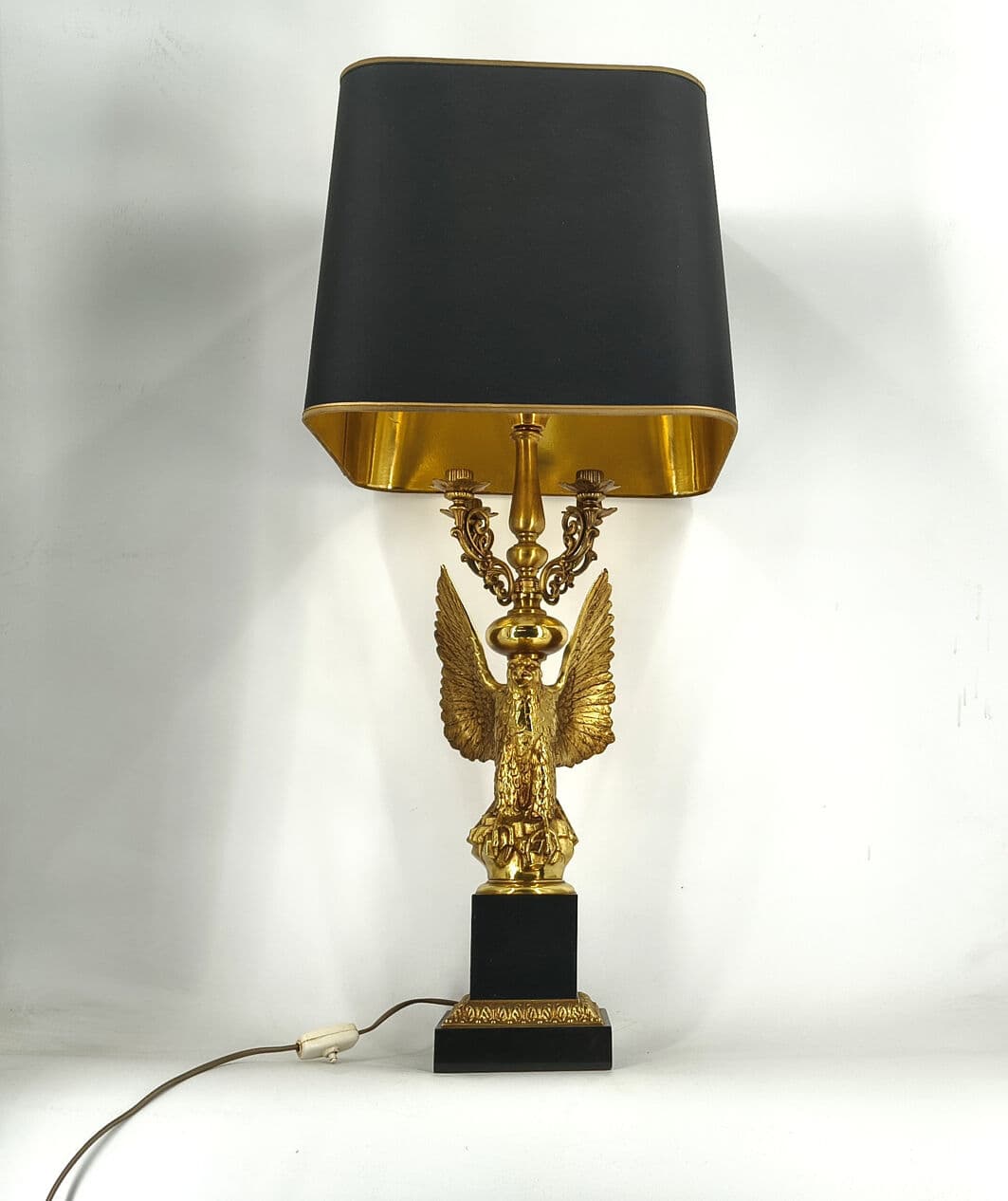 Lampa stołowa Empire, mosiądz złoty, drewno czarne, Belgia, lata 70. - 330741