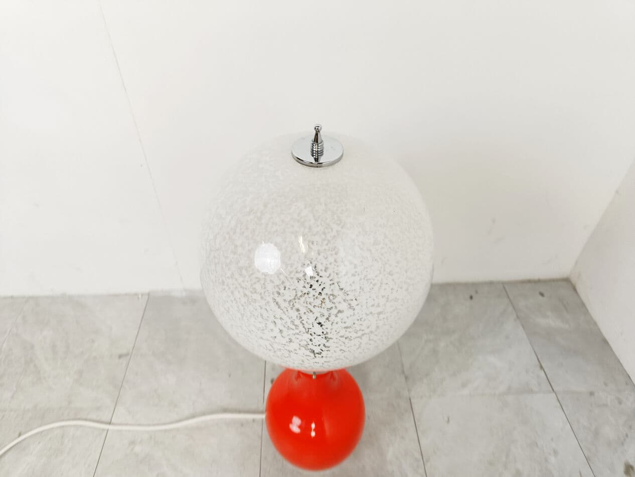 Lampa stołowa, szkło opalowe białe pomarańczowe żółte, chrom srebrny, Mazzega, Włochy, lata 70. - 330580