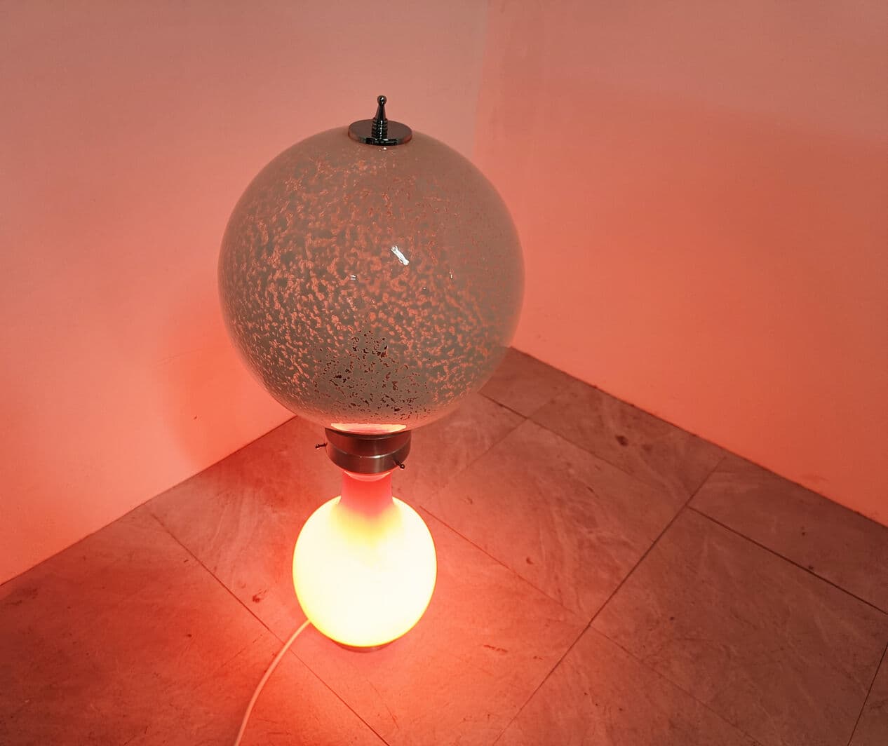 Lampa stołowa, szkło opalowe białe pomarańczowe żółte, chrom srebrny, Mazzega, Włochy, lata 70. - 330585