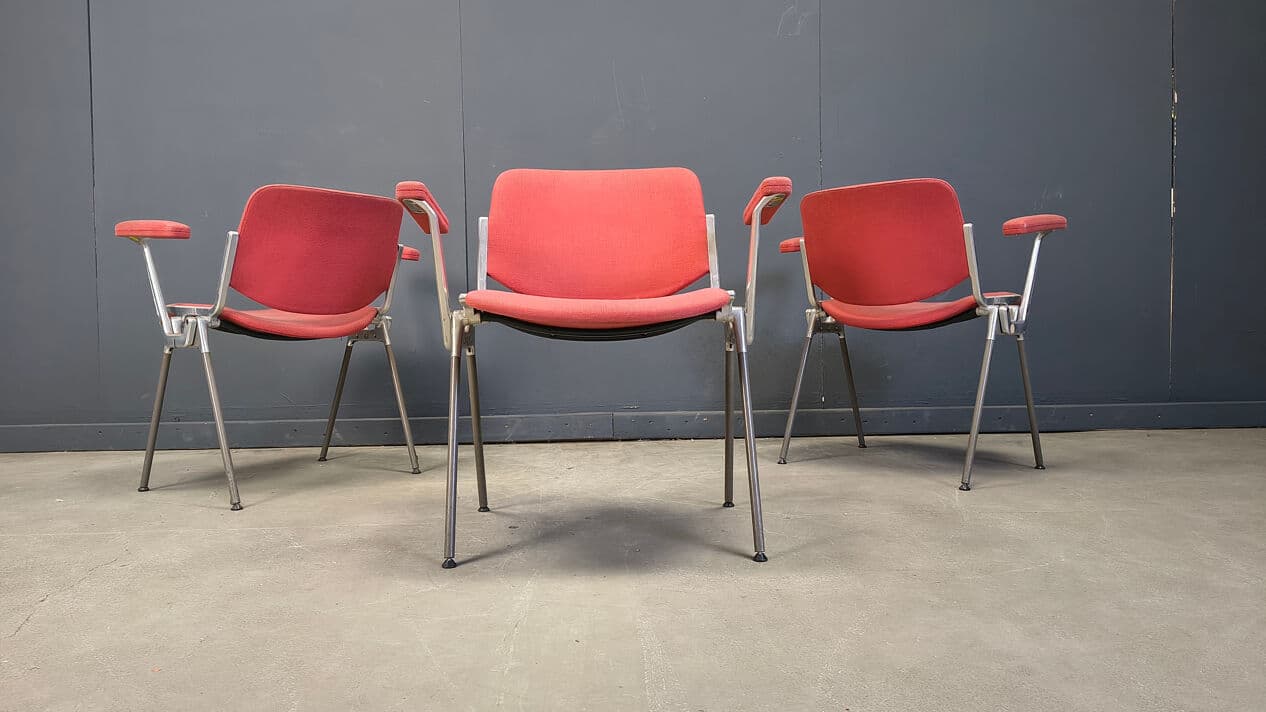 Set of six chairs DSC 106, red fabric, metal, by G. Piretti, Castelli, Belgium, 1970s. - 330519