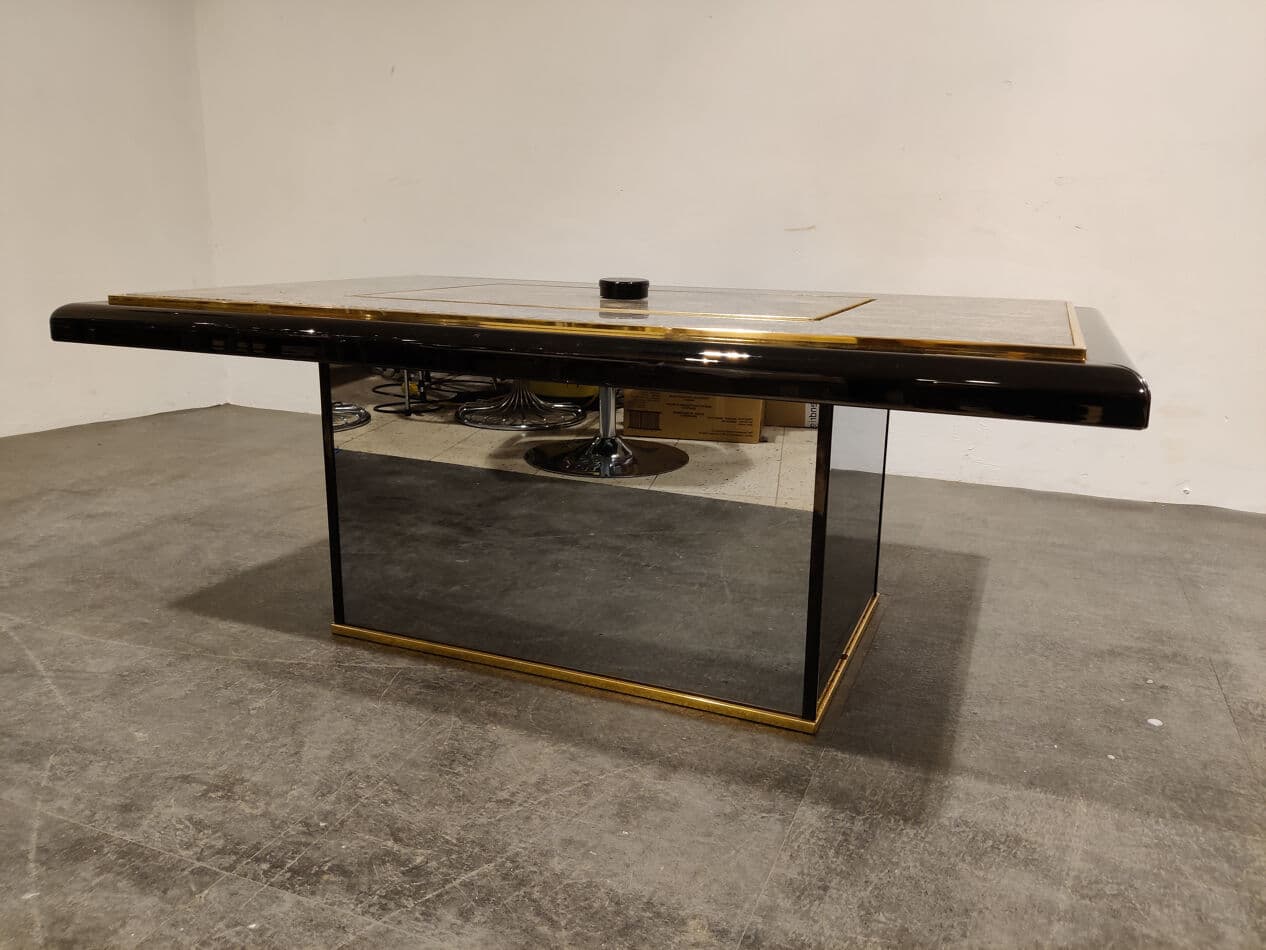 Coffee table with bar, grey granite, black lacquered wood, brass, mirrored glass, Belgium, 1980s. - 330442