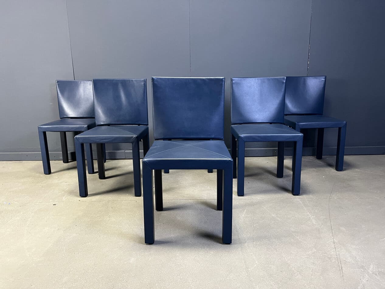 Set of six Arcadia dining chairs, navy leather, by P. Piva, B&B Italia, Italy, 1980s. - 330358
