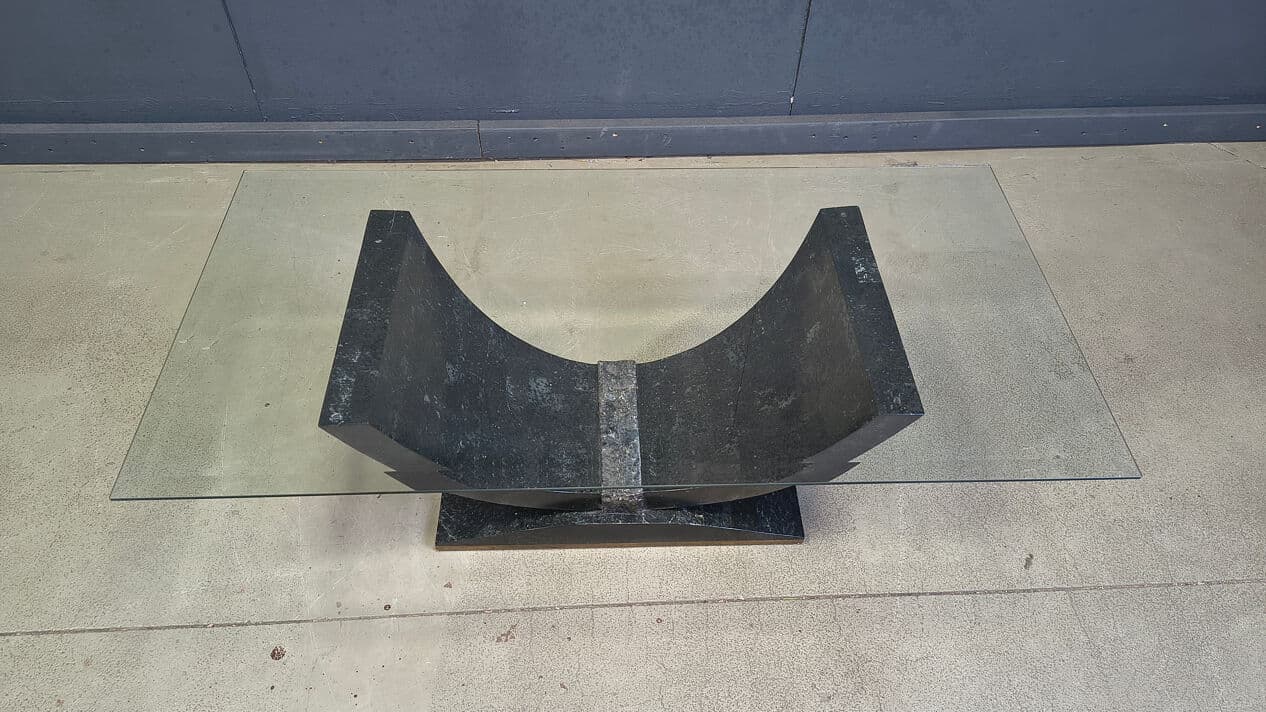 Coffee Table Maitland Smith, black and beige tessellated stone, transparent glass, Belgium, 1980s - 330324