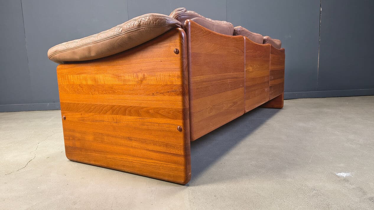 Sofa trzyosobowa, skóra brązowa, teak, proj. M. Laursen, Dania, lata 70. - 330127
