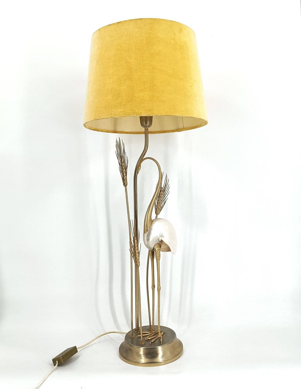 Lampa stołowa Hollywood Regency, welur żółty, mosiądz złoty, proj. A. Pavia, Włochy, lata 70. - 330094