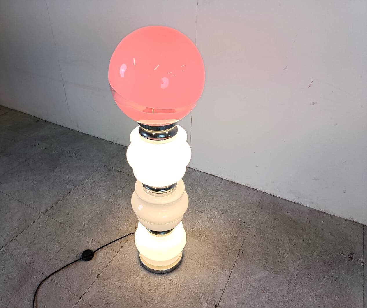 Floor lamp, white Murano glass, chrome, marble, Mazzega, Italy, 1960s. - 330025