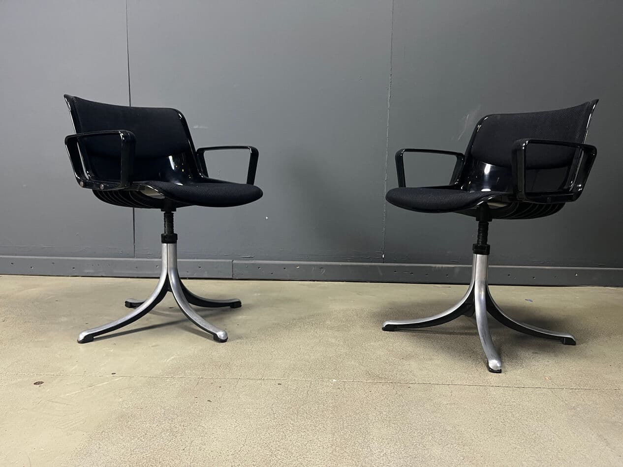 Set of two desk chairs Modus, black plastic, black fabric, silver aluminum, by O. Borsani, Italy, 1970s. - 329980