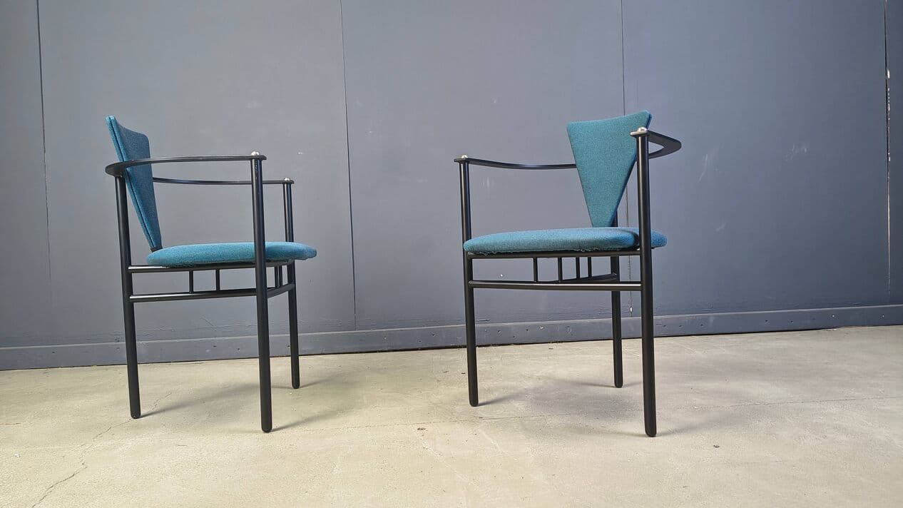 Set of four dining chairs Memphis, blue fabric, black metal, Belgium, 1980s. - 329888