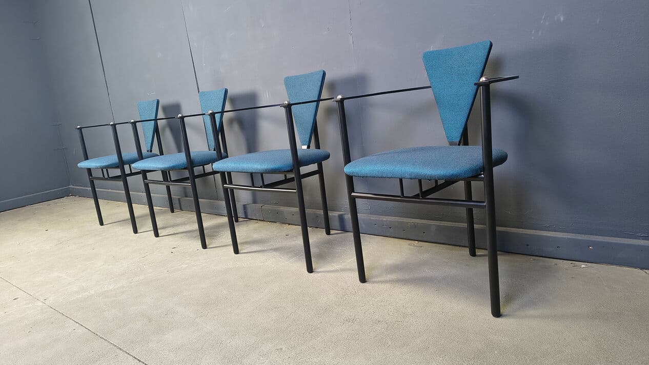 Set of four dining chairs Memphis, blue fabric, black metal, Belgium, 1980s. - 329887