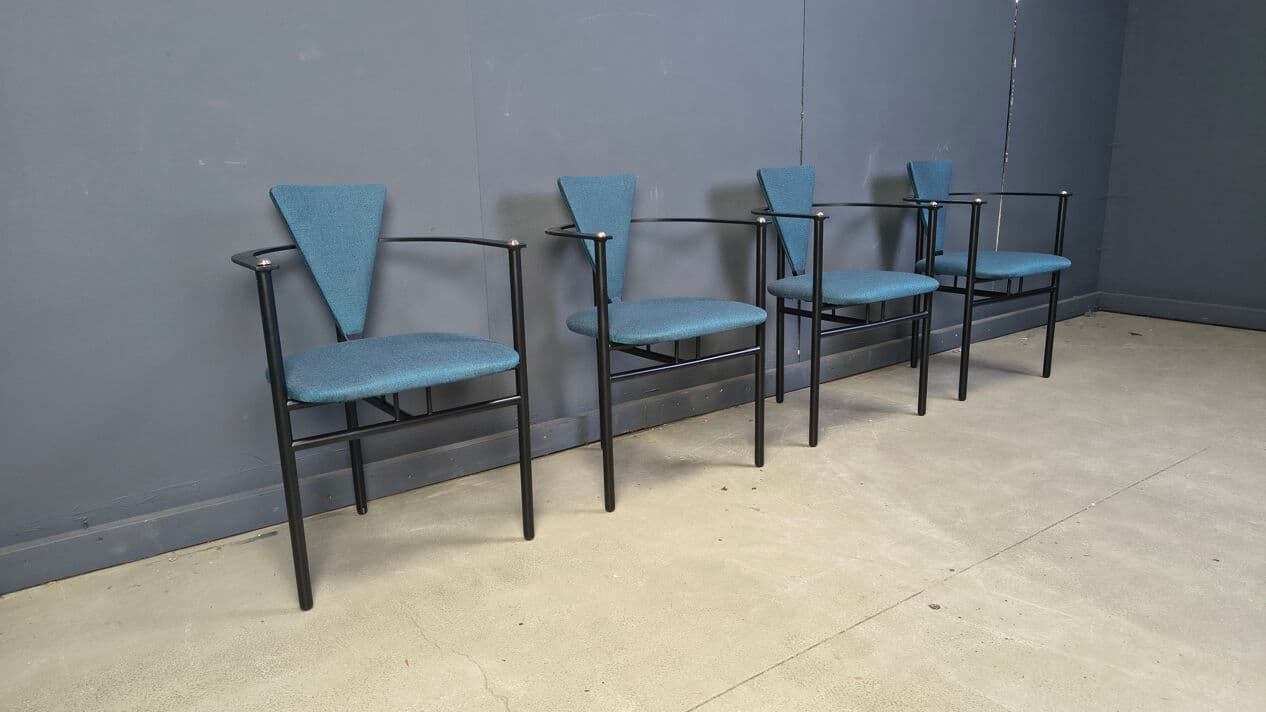Set of four dining chairs Memphis, blue fabric, black metal, Belgium, 1980s. - 329886