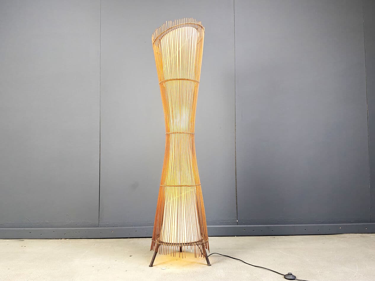 Floor lamp, brown bamboo, cream fabric, black metal, Italy, 1960s. - 329679