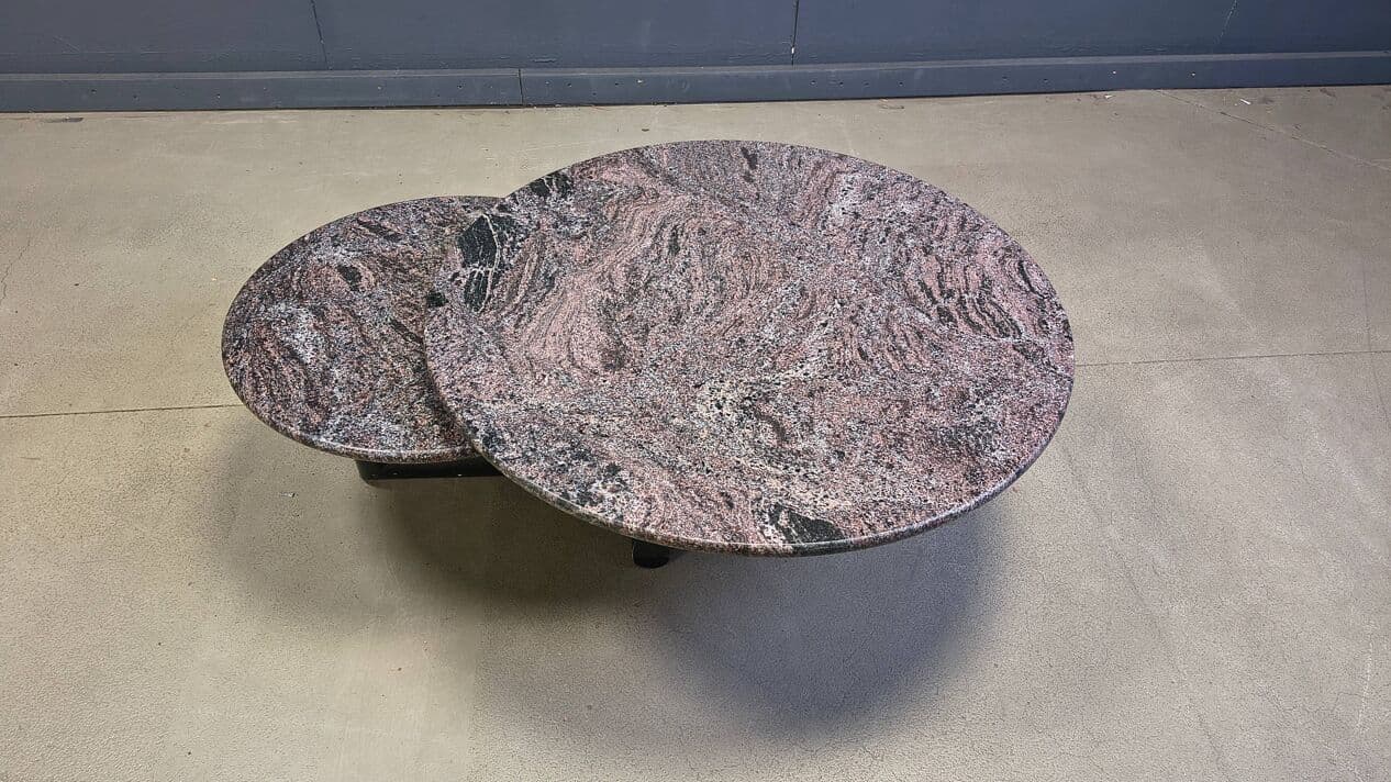 Stolik kawowy, marmur multikolor, metal czarny, Roche Bobois, Francja, lata 80. - 329649
