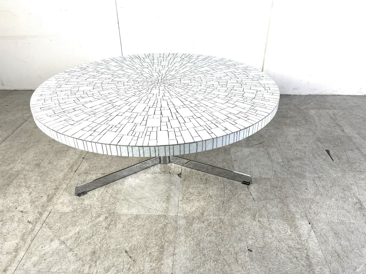 Stolik kawowy, mozaika ceramiczna biała czarna, chrom, proj. H. Lilienthal, Niemcy, lata 70. - 329577