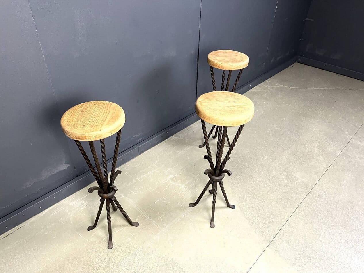 Set of three bar stools, brown oak, black iron, France, 1960s - 329487