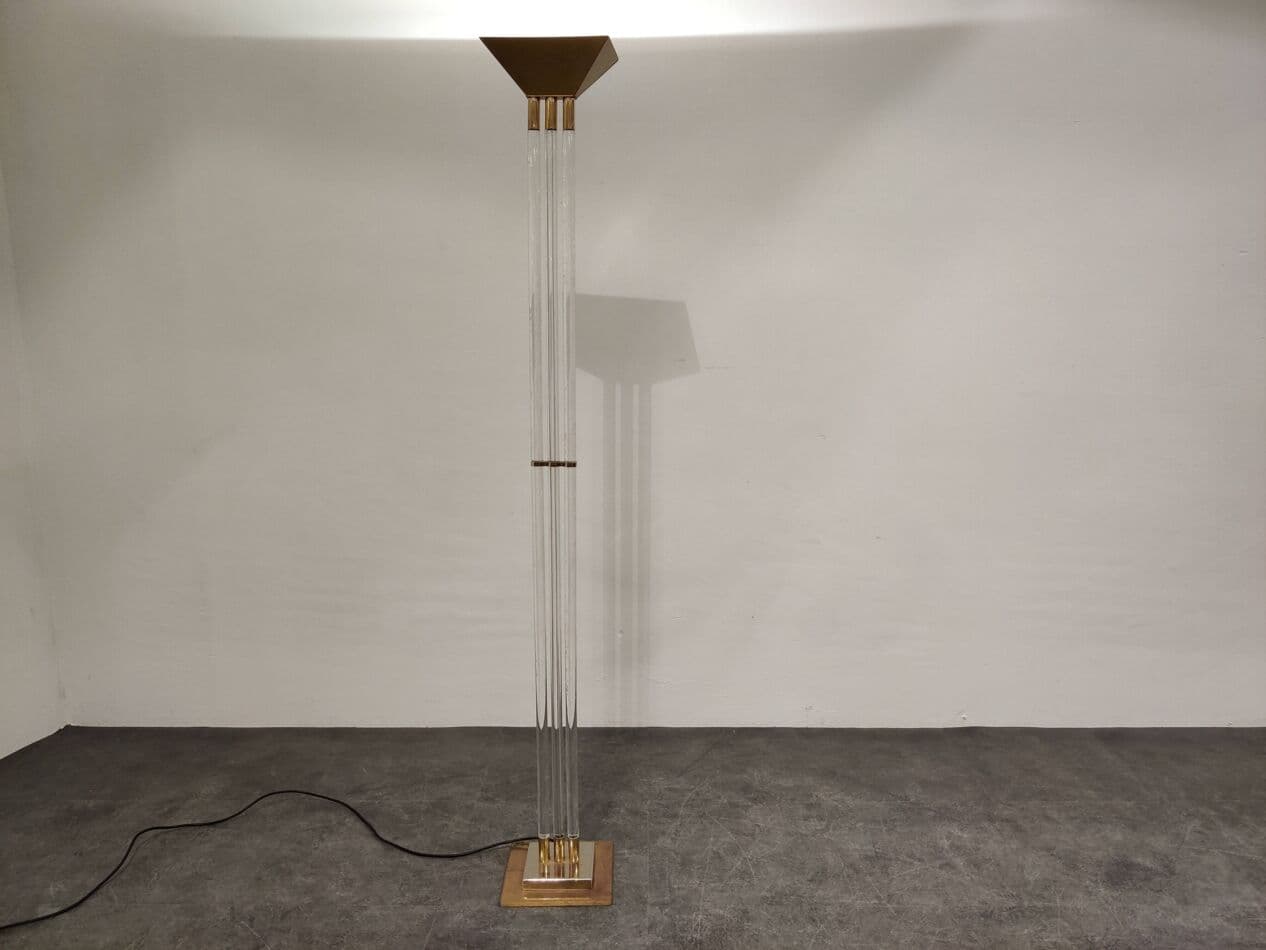 Floor lamp, transparent plexiglass, gold brass, France, 1970s. - 329446