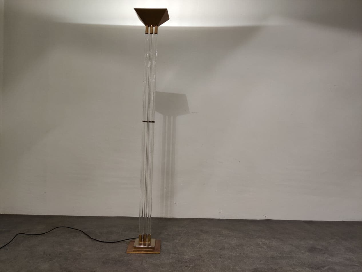 Floor lamp, transparent plexiglass, gold brass, France, 1970s. - 329437