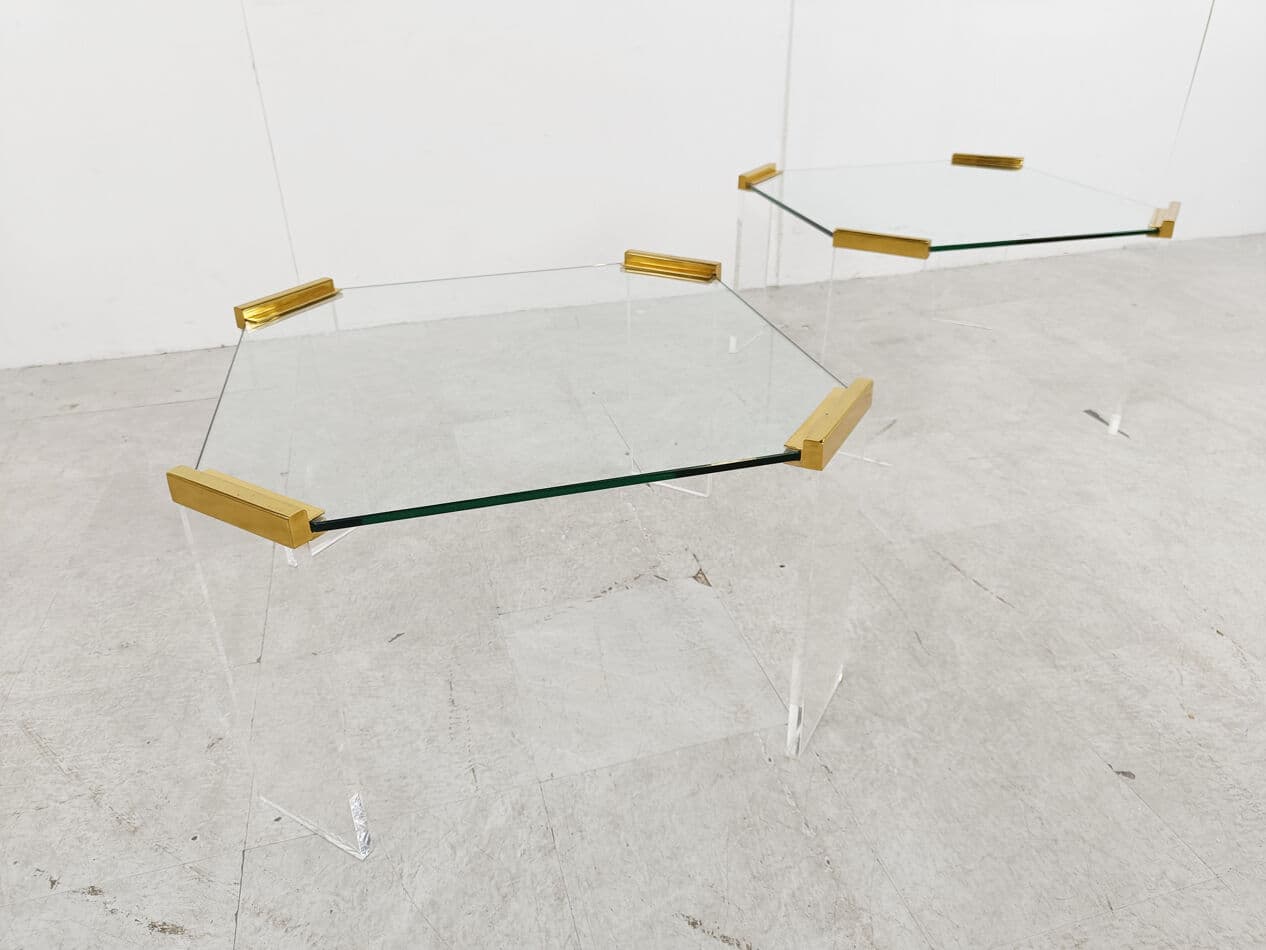 Pair of coffee tables, transparent and gold, glass, plexiglass, brass, Belgium, 1970s. - 329212