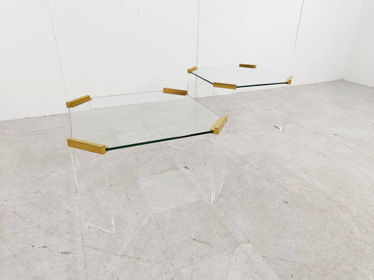 Pair of coffee tables, transparent and gold, glass, plexiglass, brass, Belgium, 1970s. - 329207