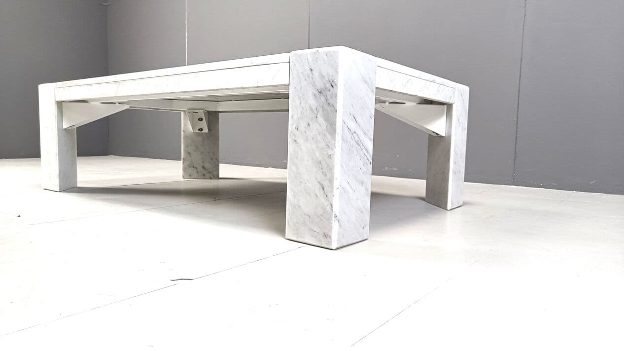 Coffee table, white marble, Italy, 1970s. - 329159