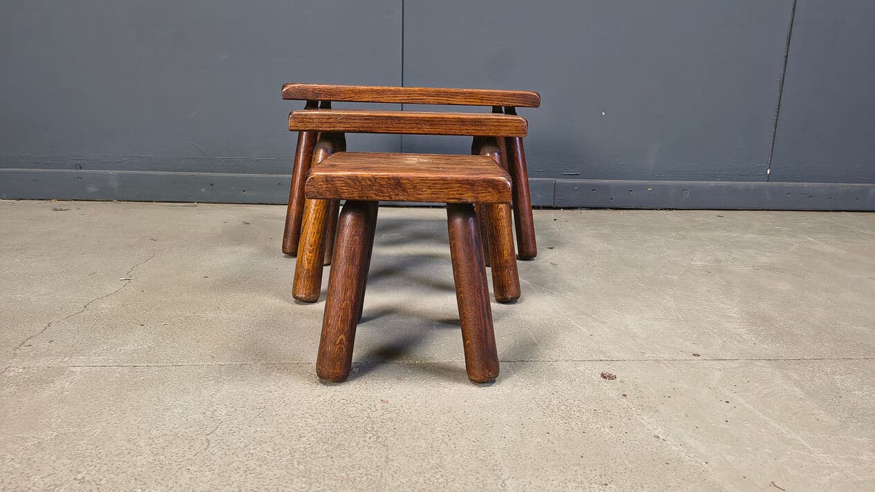 Set of three Brutalist nesting tables, brown oak, Belgium, 1960s. - 329119