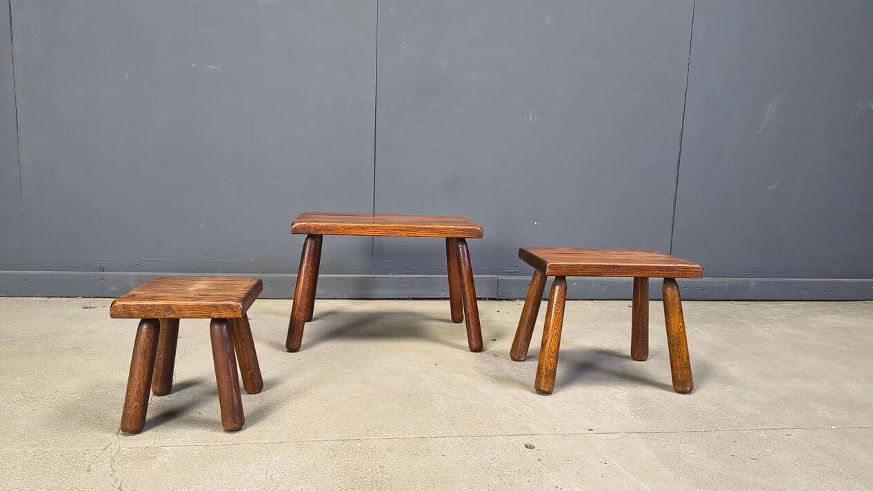 Set of three Brutalist nesting tables, brown oak, Belgium, 1960s. - 329124