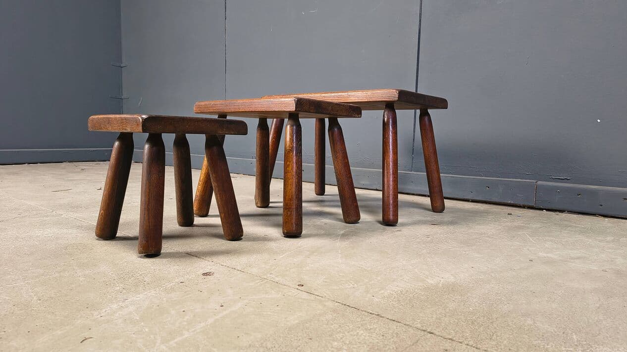Set of three Brutalist nesting tables, brown oak, Belgium, 1960s. - 329123