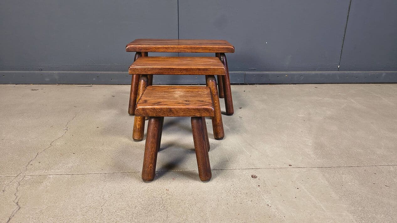 Set of three Brutalist nesting tables, brown oak, Belgium, 1960s. - 329125