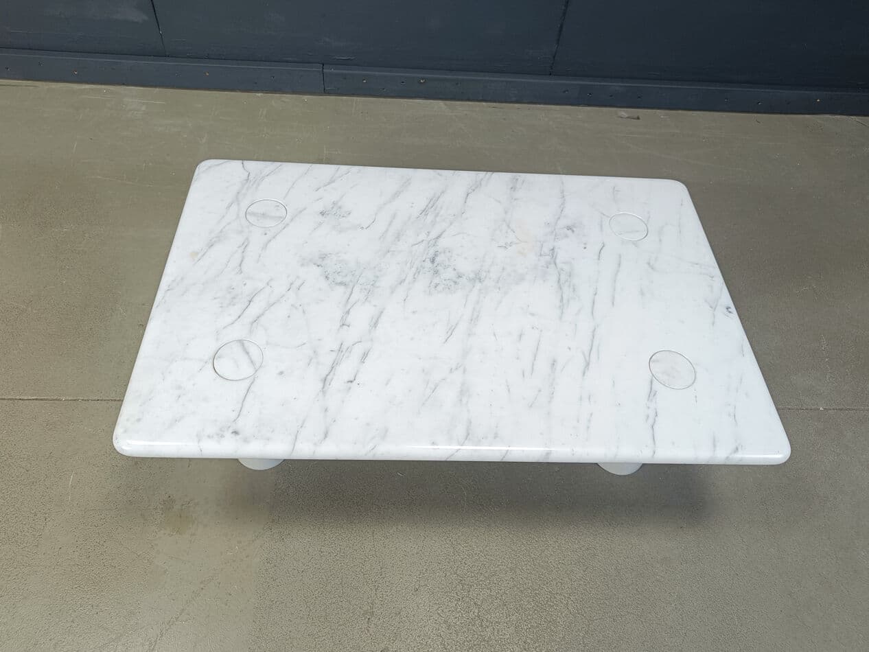 Coffee table, Carrara marble white grey, by A. Mangiarotti, Italy, 1970s. - 329104