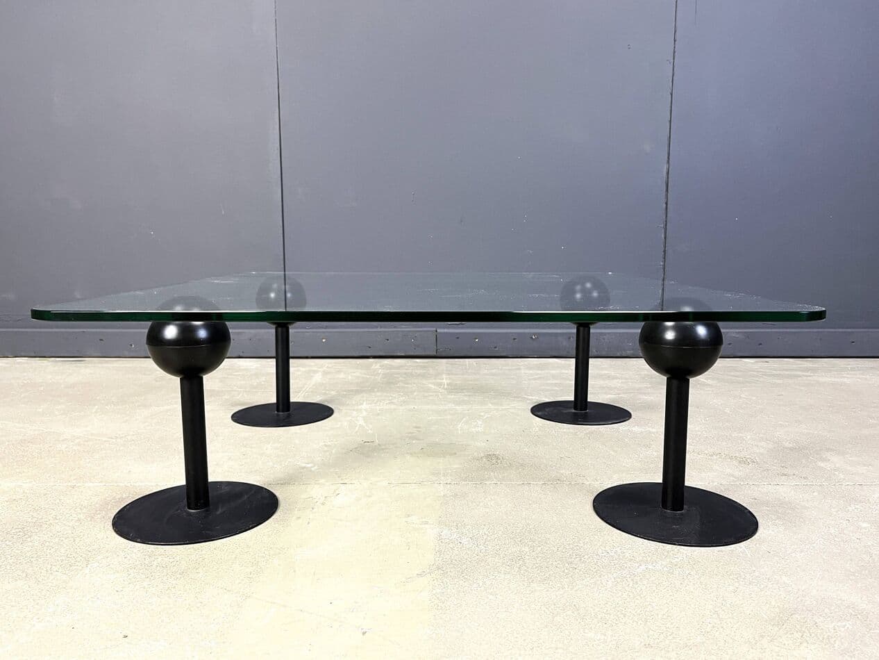 Coffee Table Pepper Young, transparent glass, black metal, by P. Starck, Spain, 1980s. - 329073