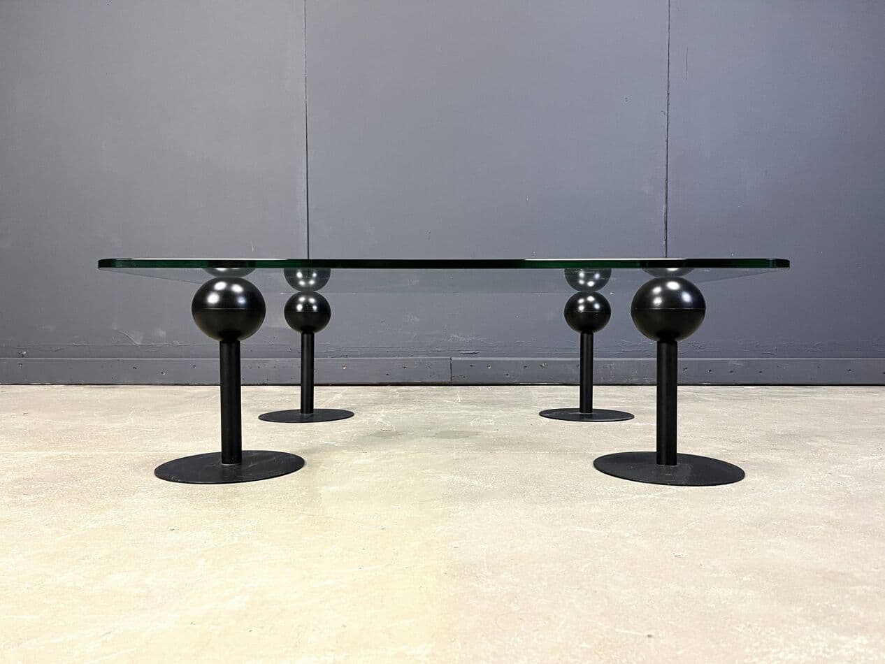 Coffee Table Pepper Young, transparent glass, black metal, by P. Starck, Spain, 1980s. - 329075