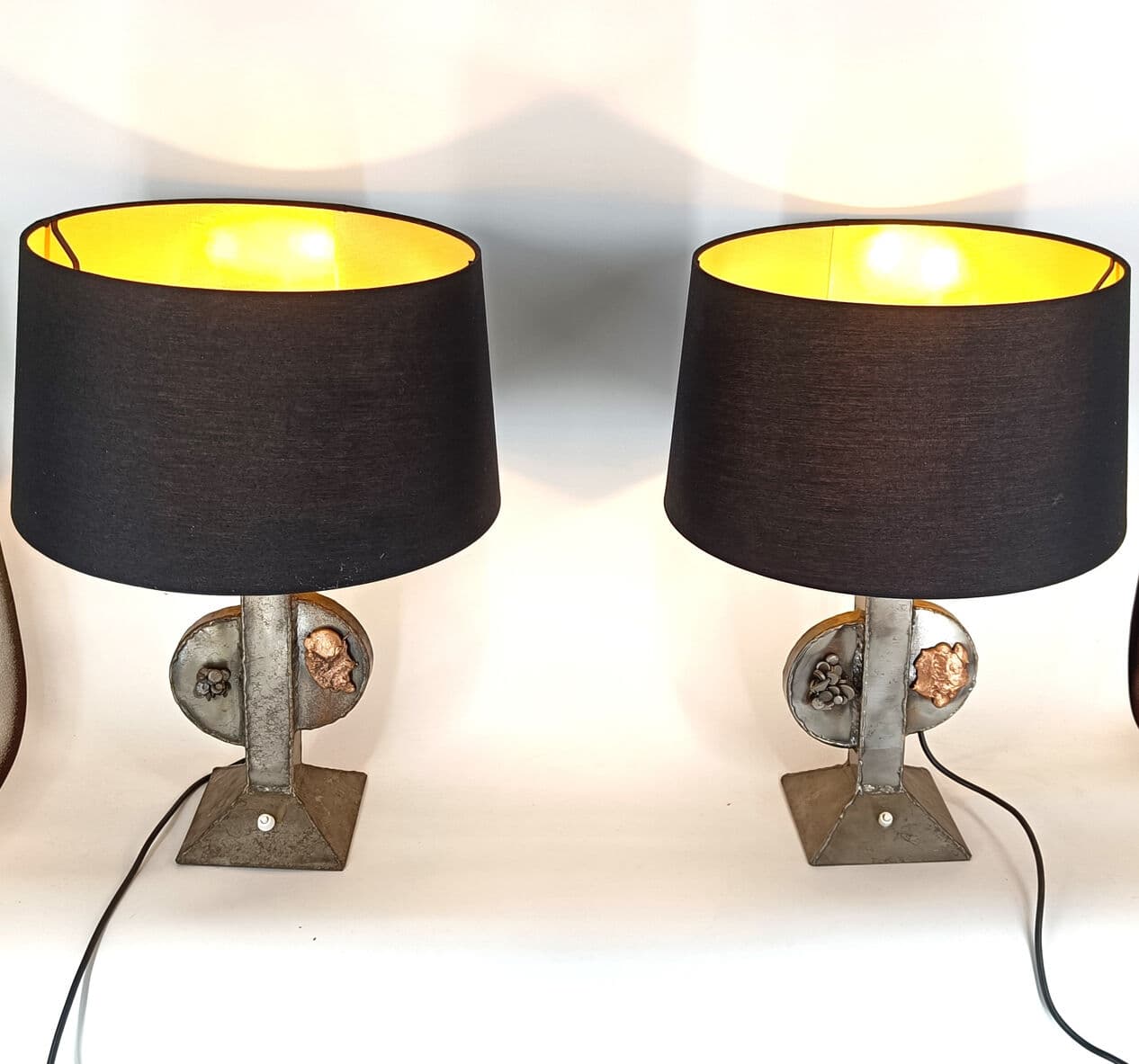 Para lamp stołowych brutalistycznych, aluminium srebrny, tkanina czarna, Belgia, lata 70. - 328930
