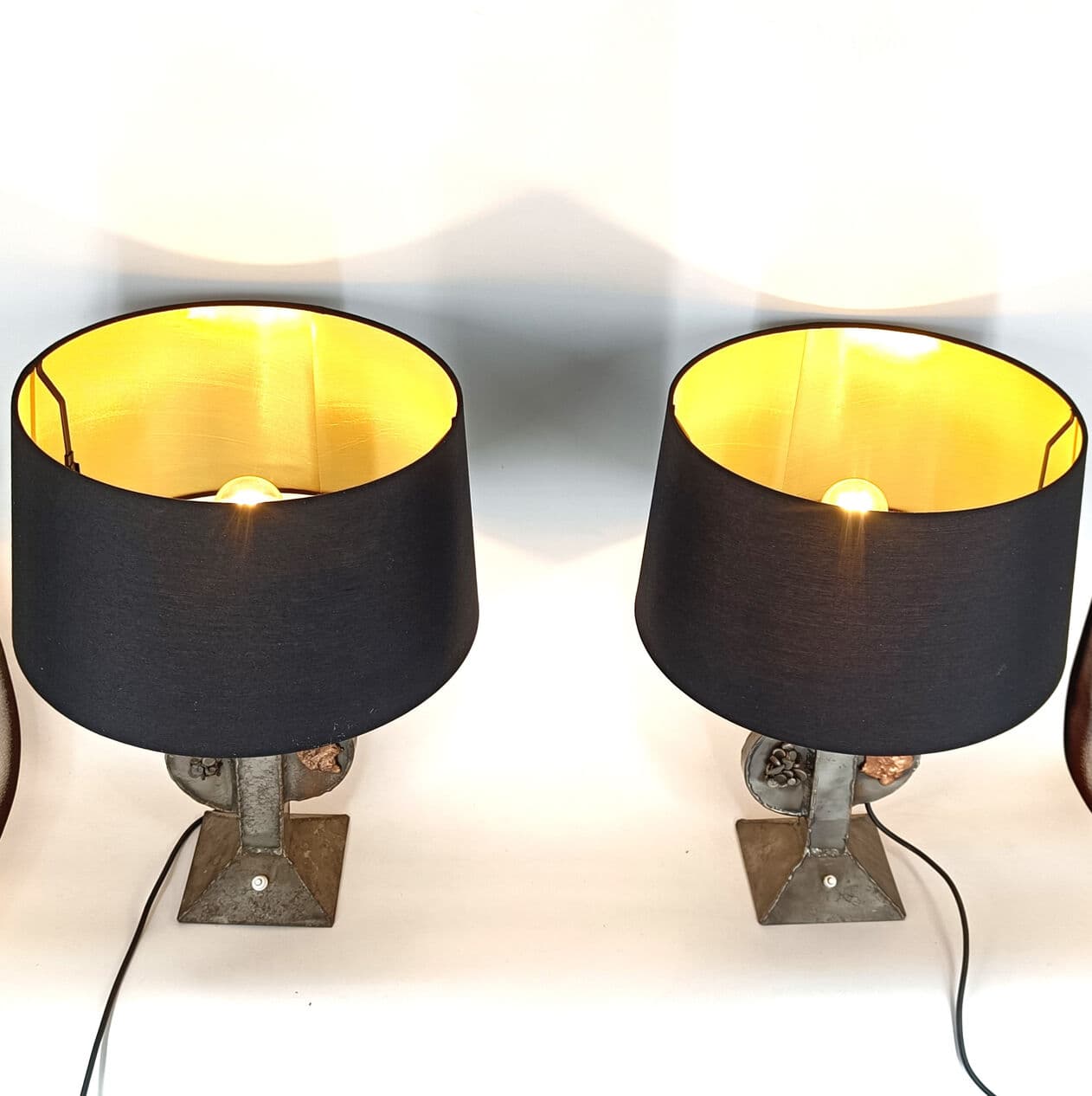 Para lamp stołowych brutalistycznych, aluminium srebrny, tkanina czarna, Belgia, lata 70. - 328928