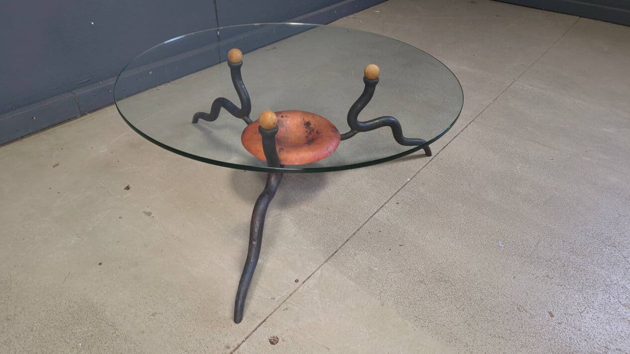 Coffee table, transparent glass, black iron, copper, Netherlands, 1970s. - 328874