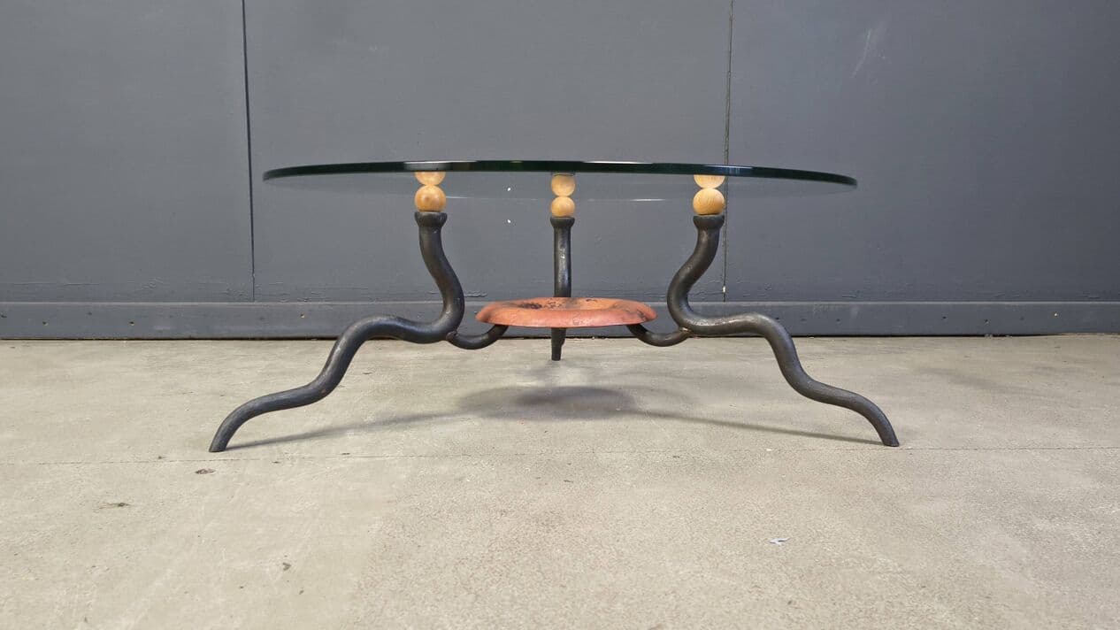 Coffee table, transparent glass, black iron, copper, Netherlands, 1970s. - 328870