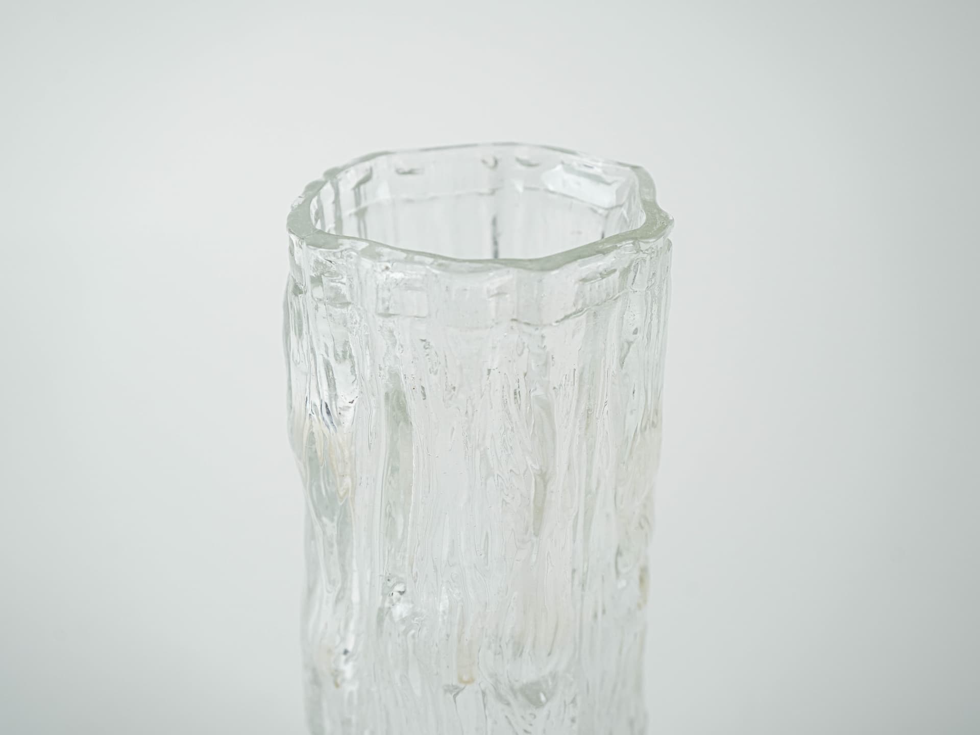 Vase Avena, transparent glass, by T. Wirkkala, Iittala, Finland, 1960s. - 331965