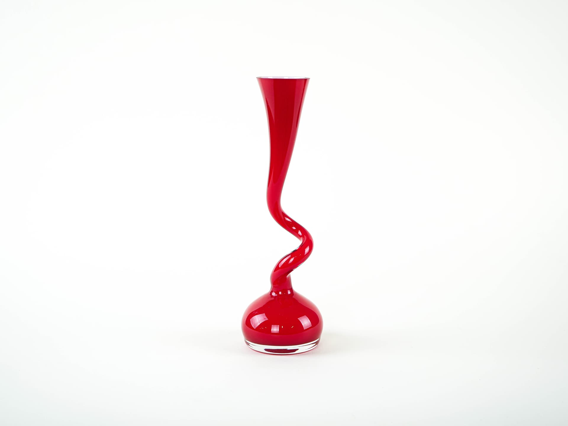 Wazon Swing Vase, szkło czerwony transparentny, proj. B. Bonnesen, Normann Copenhagen, Dania, lata 70. - 332137