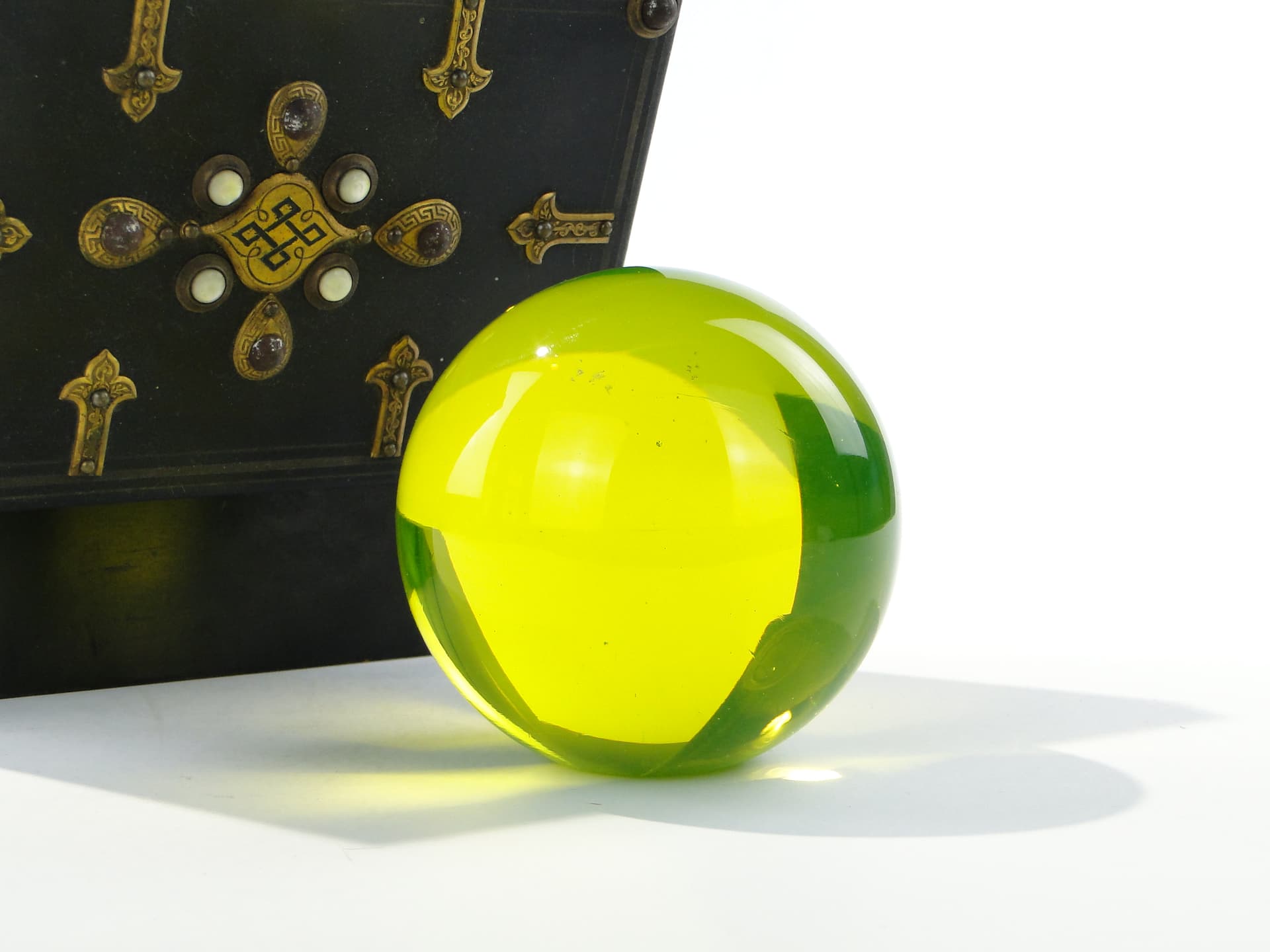 Paperweight Sphere, yellow-green transparent glass, 1960s - 332683