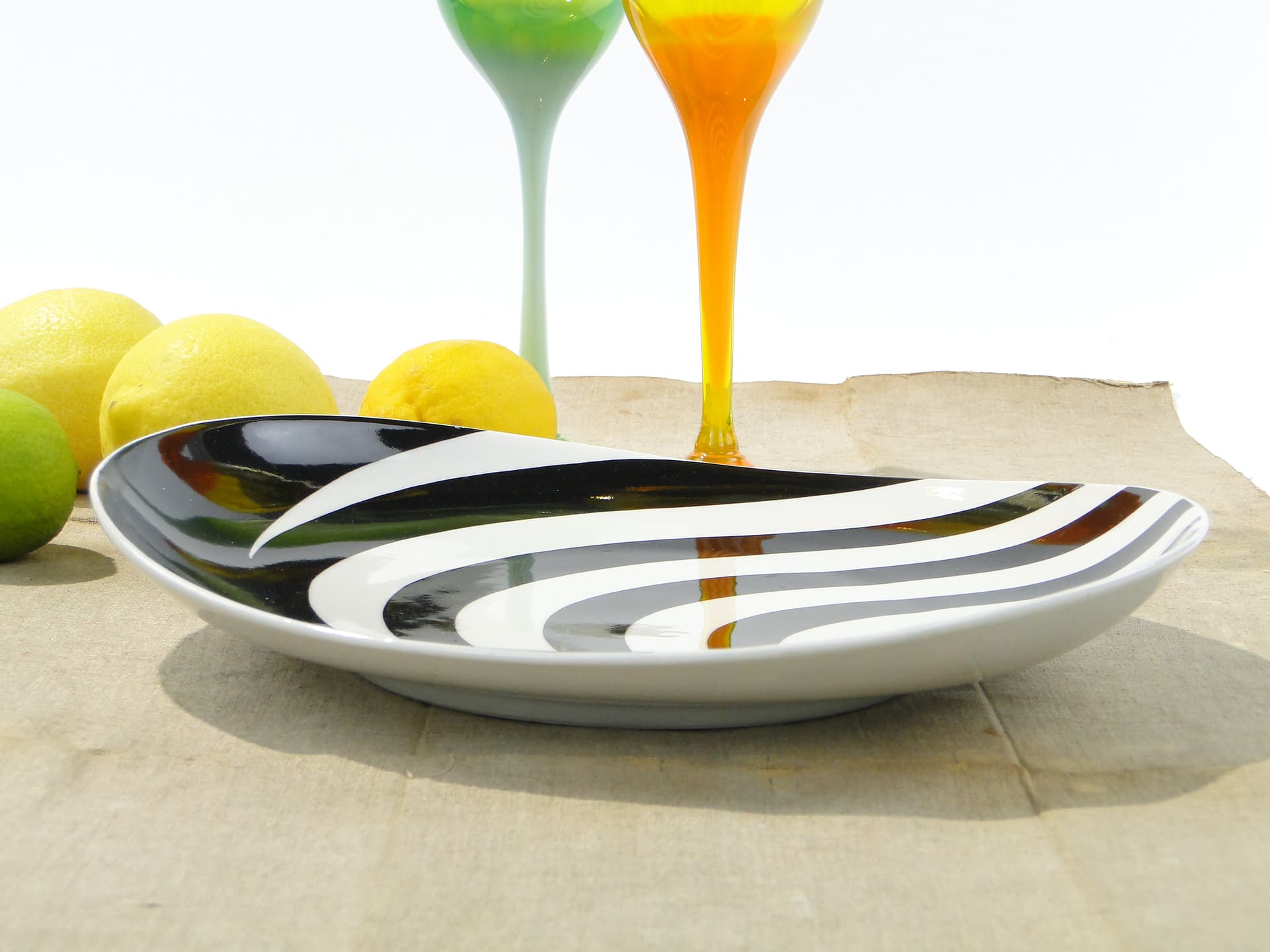 Serving Plate Zebra, black and white, porcelain, Poland, 1940s - 332698