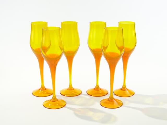 Set of goblets Lotos, orange yellow transparent glass, by Z. Horbowy, Huta Szkła Artystycznego 'Barbara', Poland, 1970s. - DIMENSION