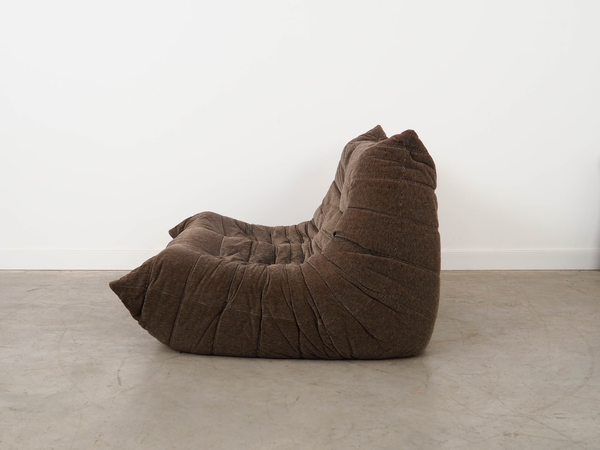 Sofa Togo, brown fabric, by M. Ducaroy, Ligne Roset, France, 1970s. - 332872