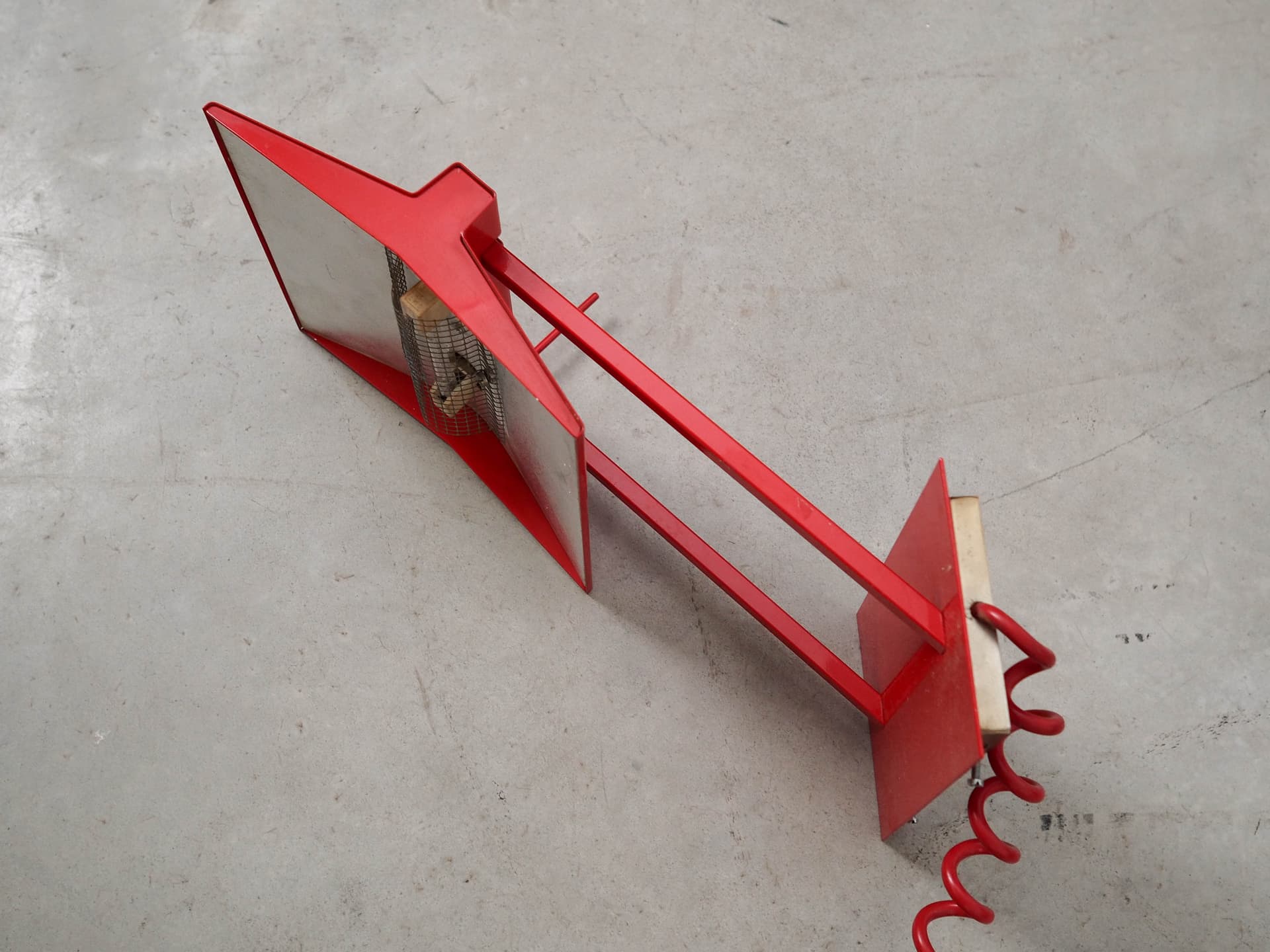 Kinkiet ścienny, czerwony, metal, Włochy, lata 60. - 332919