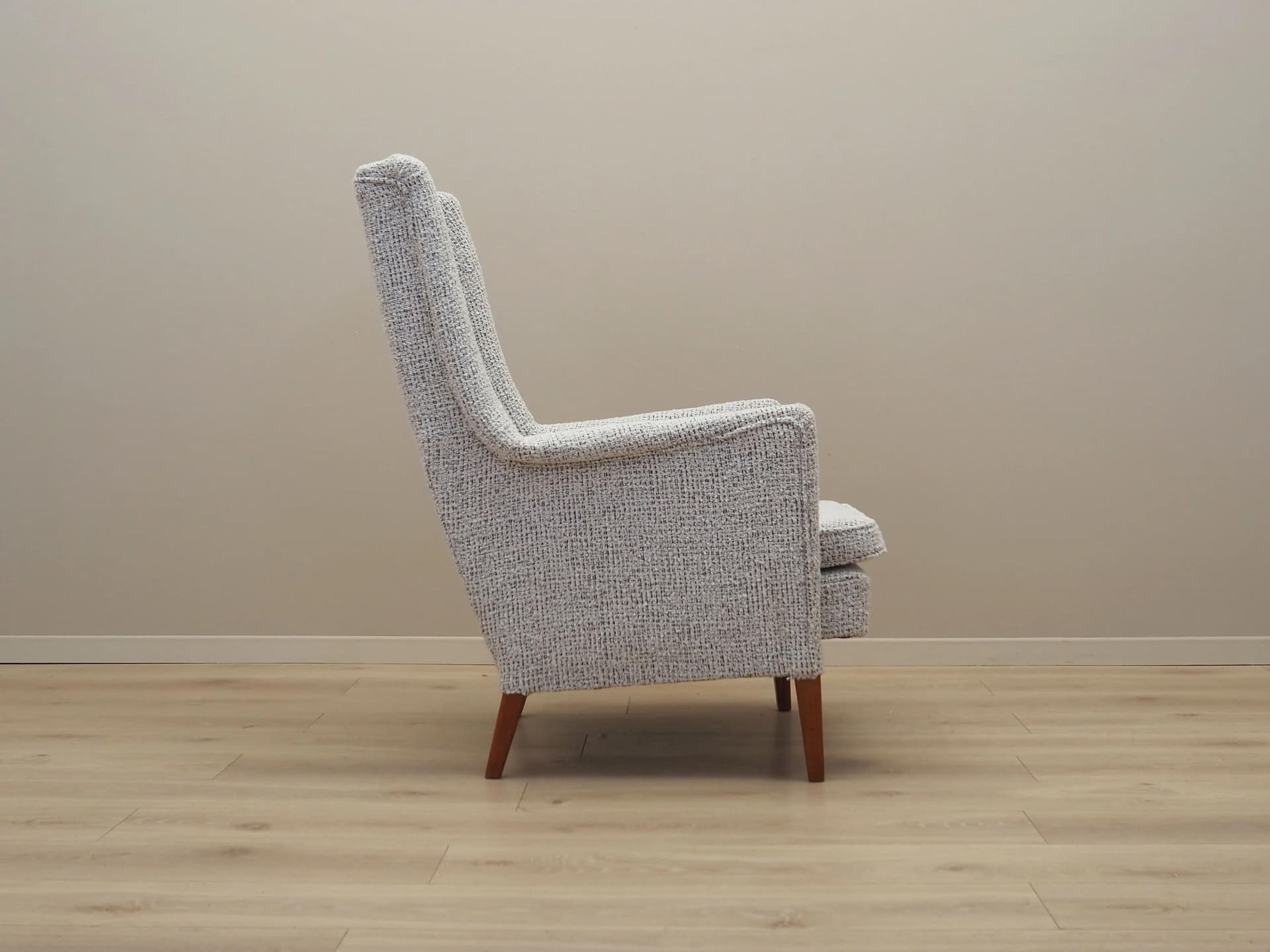 Lounge armchair, white, beech, Denmark, 1960s. - 25070