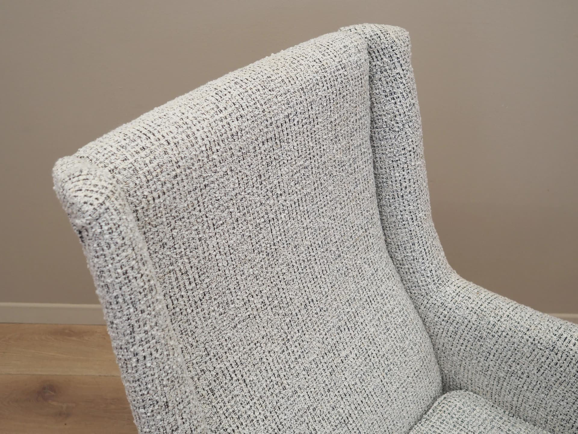 Lounge armchair, white, beech, Denmark, 1960s. - 25072