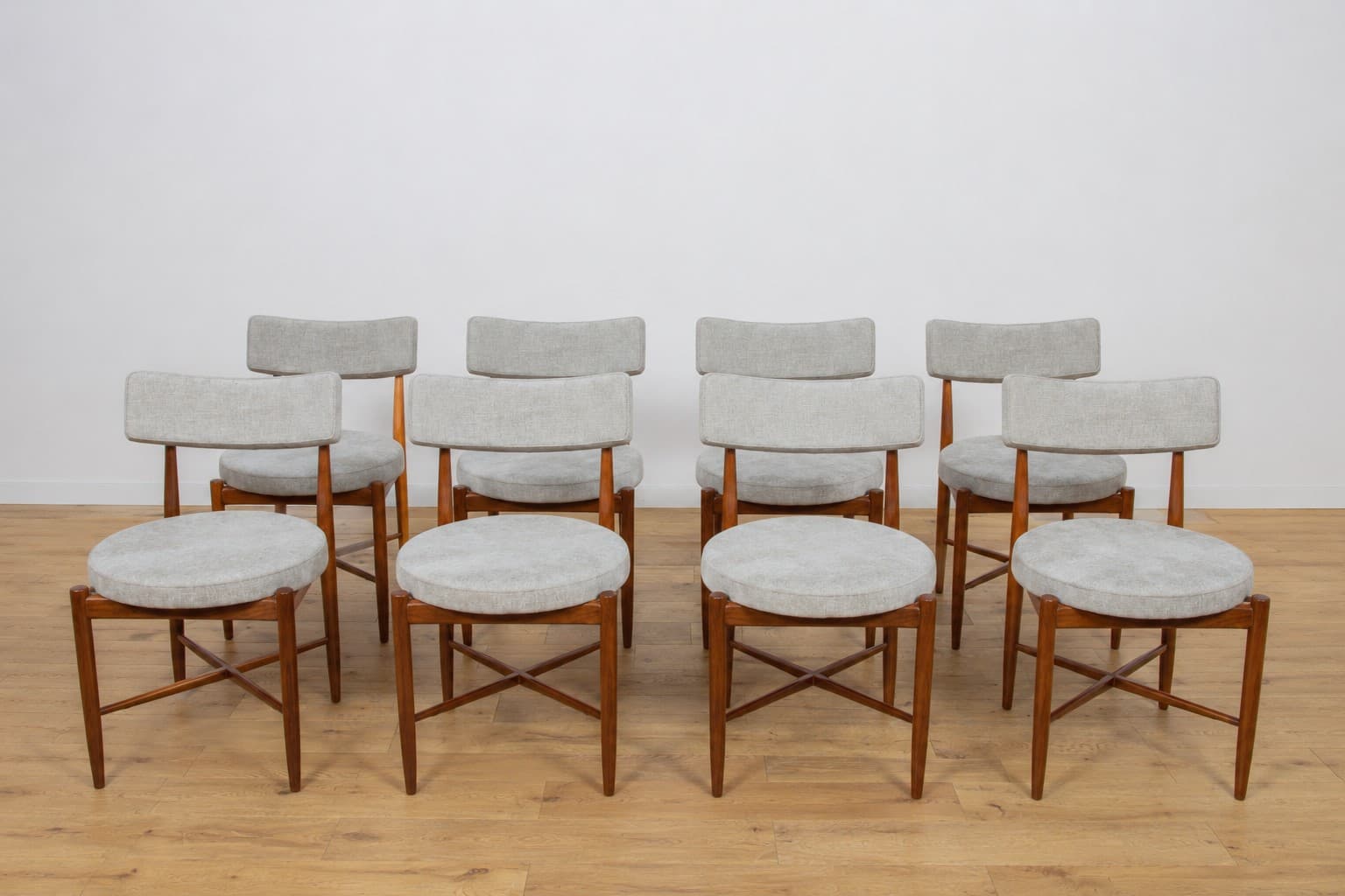 Set of eight chairs, grey, brown teak, by I. Kofod-Larsen, G-Plan, United Kingdom, 1960s. - 333225