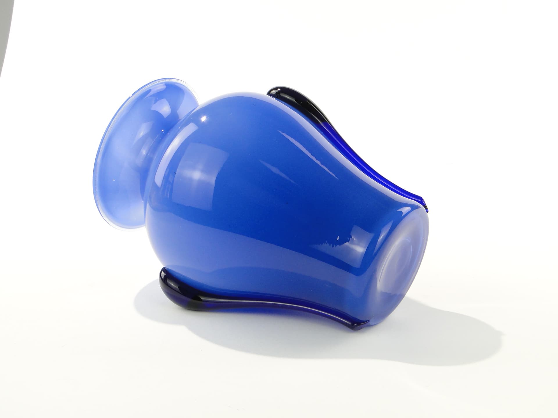 Vase, blue soda-lime glass, by J. Słuczan-Orkusz, Huta Szkła Tarnowiec, Poland, 1970s. - 333261