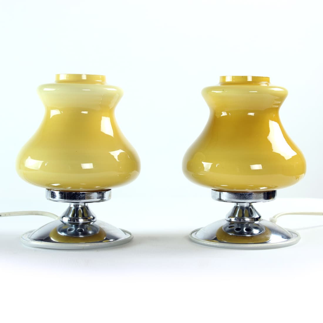Pair of table lamps, cream yellow opaline glass, chrome, Kamaschit-Silistra, Bulgaria, 1960s. - 333523