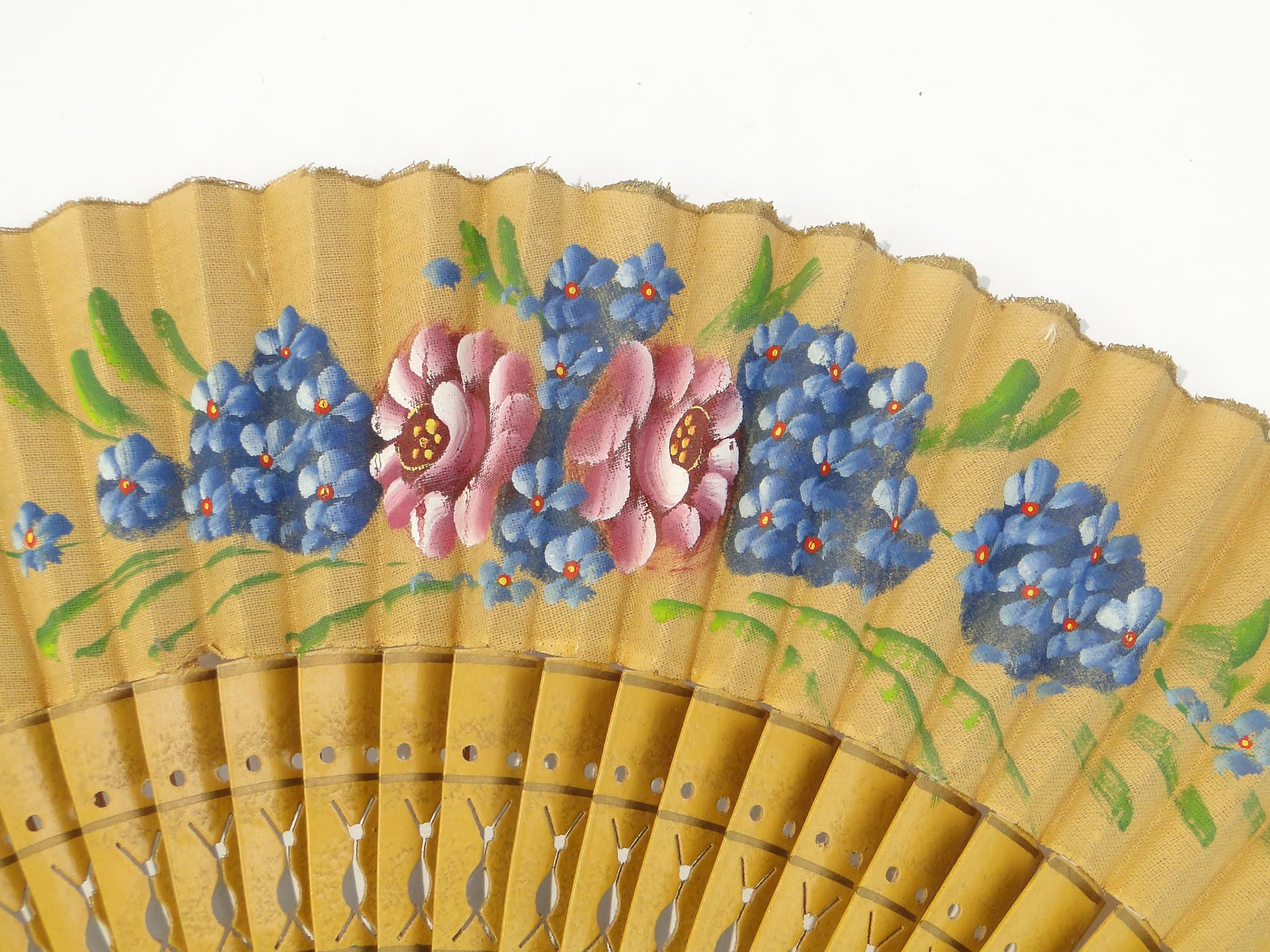 Decorative fan, yellow, wood, fabric, Western Europe, 1950s - 333625