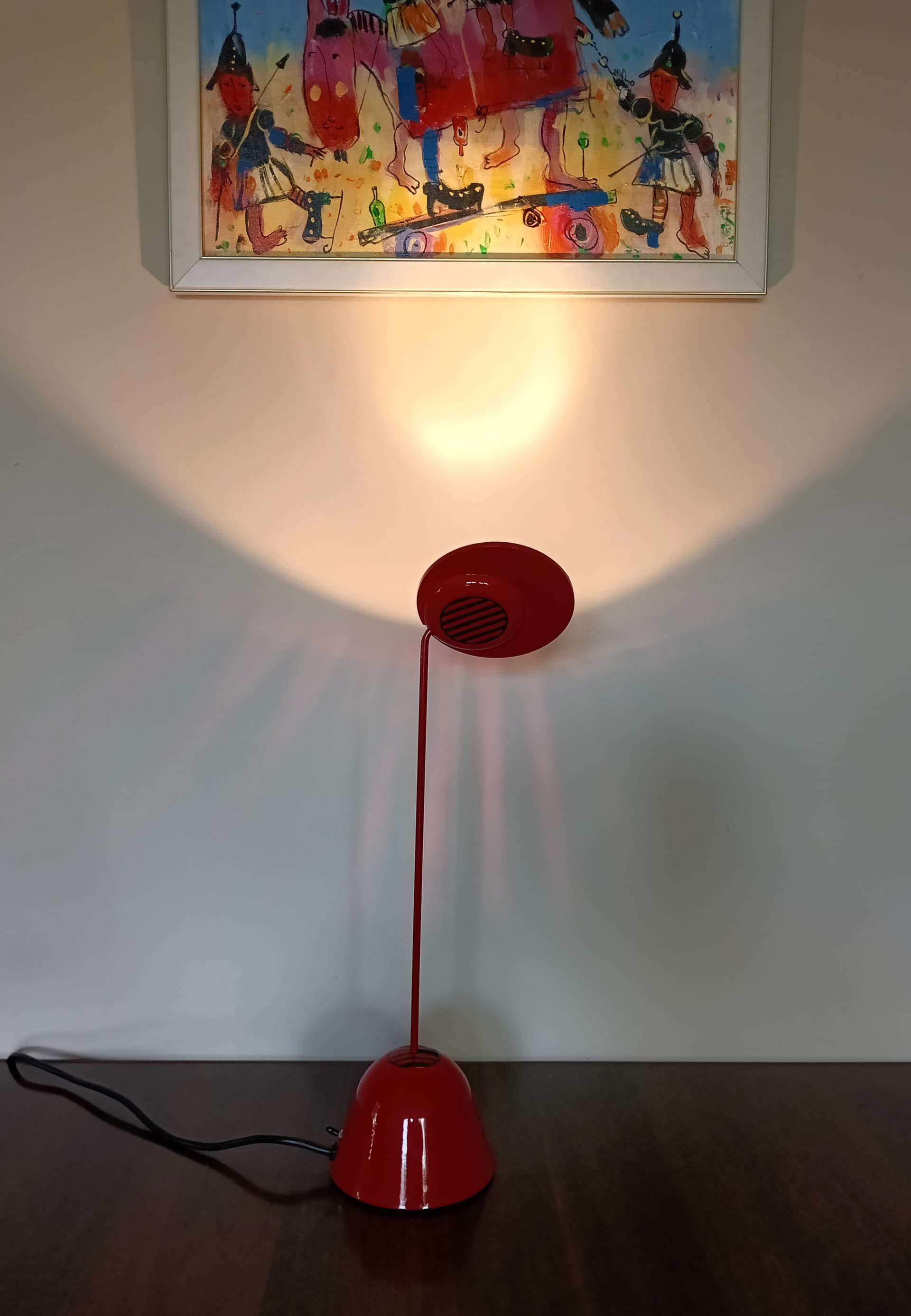 Table lamp, red metal, Italy, 1980s. - 333635