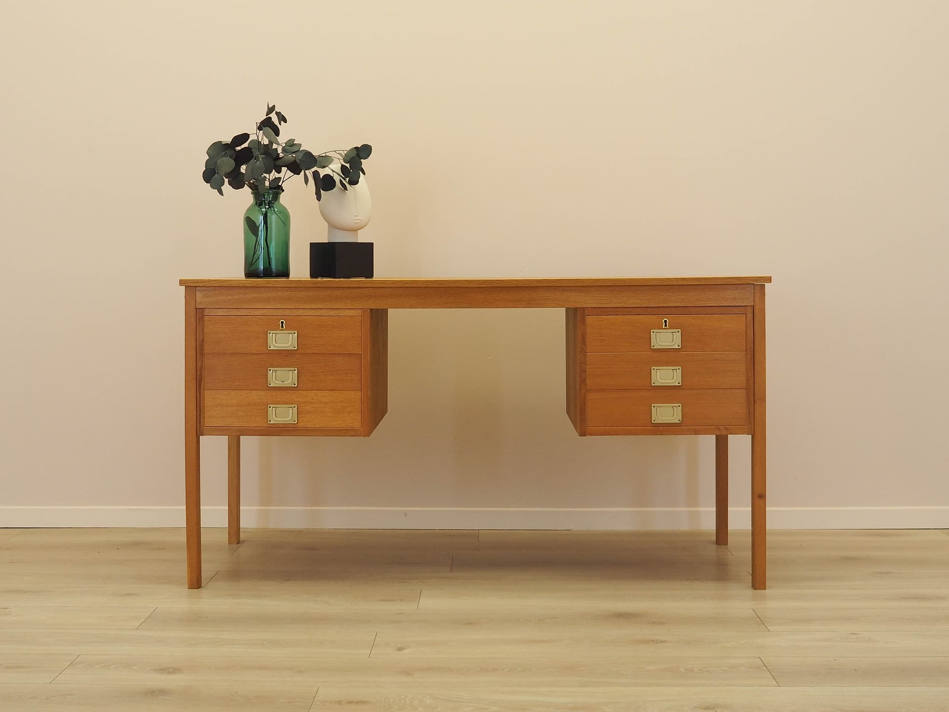 Desk, brown ash, Denmark, 1970s. - 333768